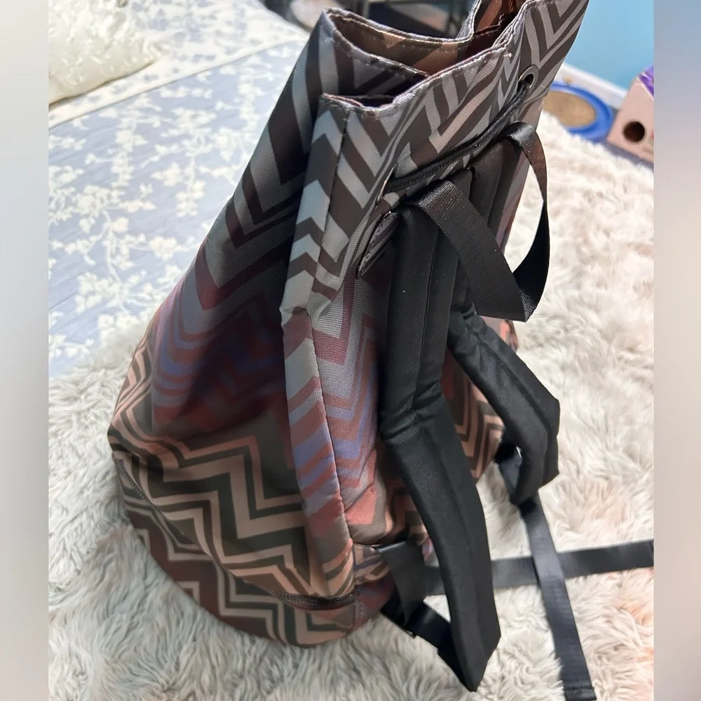 Missoni men’s Backpack Chevron Multicolored Striped - Picture 9 of 16